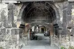 Yılanlı Cami