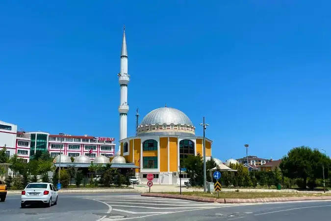 Tekirdağ Çerkezköy 15 Temmuz Şehitleri Cami kapak görseli