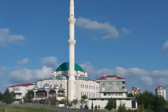 Tekirdağ Çerkezköy Bağlık Mahallesi Veysel Karani Cami kapak görseli