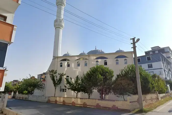 Tekirdağ Çerkezköy Kızılpınar Medine Cami kapak görseli