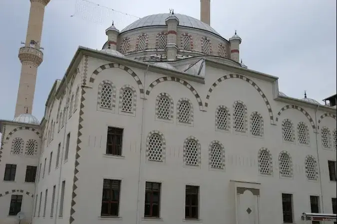 Tekirdağ Çerkezköy Mimar Sinan Cami kapak görseli