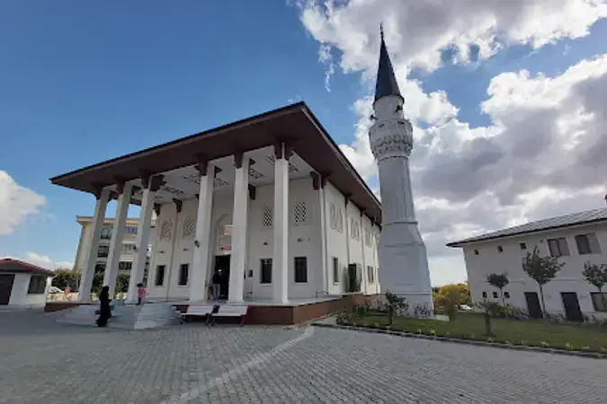 Tekirdağ Çorlu Yunus Emre Durgaç Cami kapak görseli