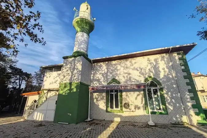 Tekirdağ Kapaklı Bahçeağıl Köyü Cami kapak görseli