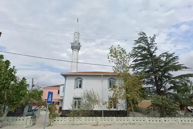 Tekirdağ Kapaklı Karlı Köyü Cami kapak görseli