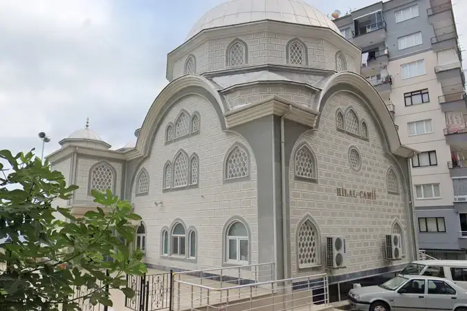 Trabzon Akçaabat Orta Mahallesi Hilal Cami kapak görseli