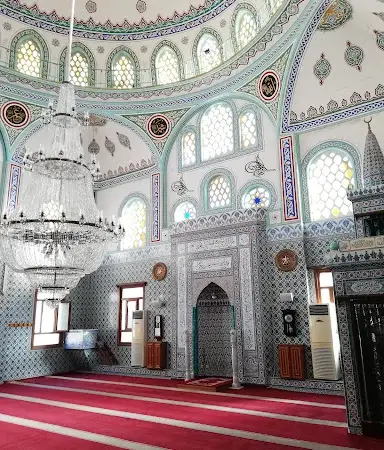İstanbul Ataşehir Uhud Cami kapak görseli