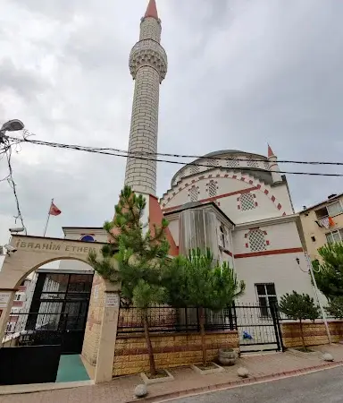 İstanbul Ataşehir Yen Çamlıca İbrahim Ethem Cami kapak görseli