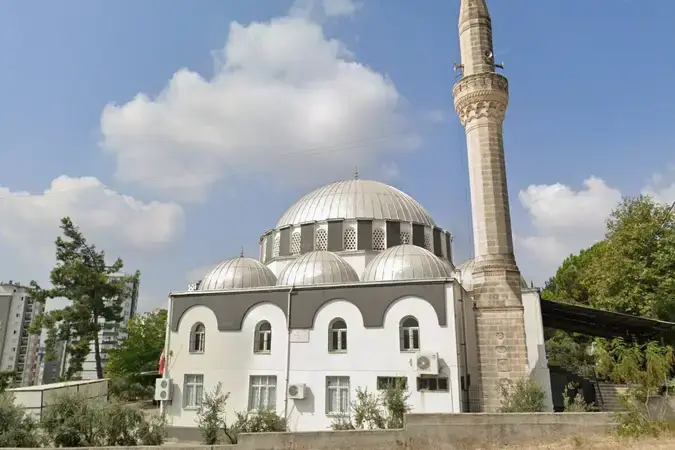 Adana Çukurova Behiye Hatun Cami kapak görseli