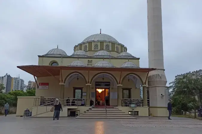 Adana Çukurova Hacı Fehmi Dönmez Cami kapak görseli