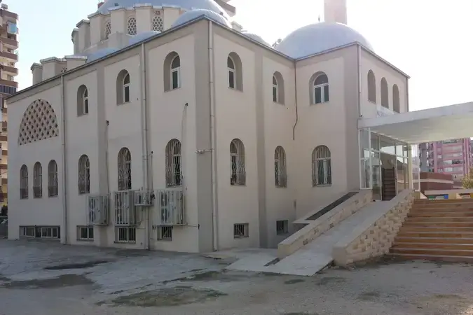Adana Çukurova Hacı Şevki Öztürk Camii kapak görseli