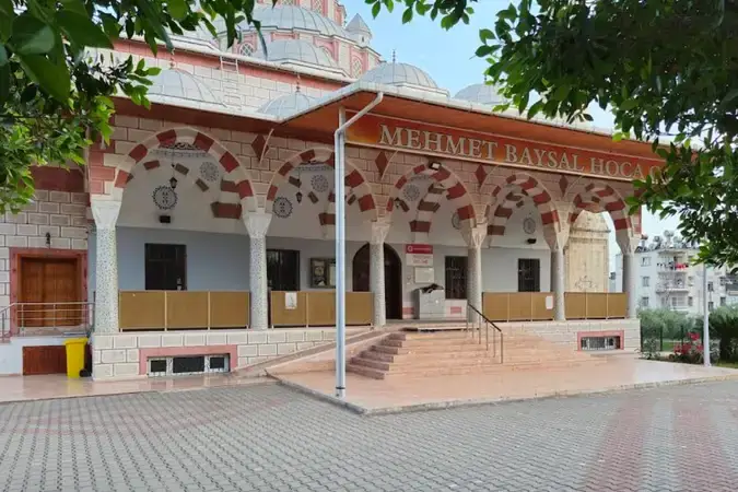 Adana Çukurova Mehmet Baysal Hoca Cami kapak görseli