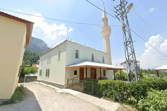 Adana Pozantı Akçatekir Paşayurdu Cami kapak görseli