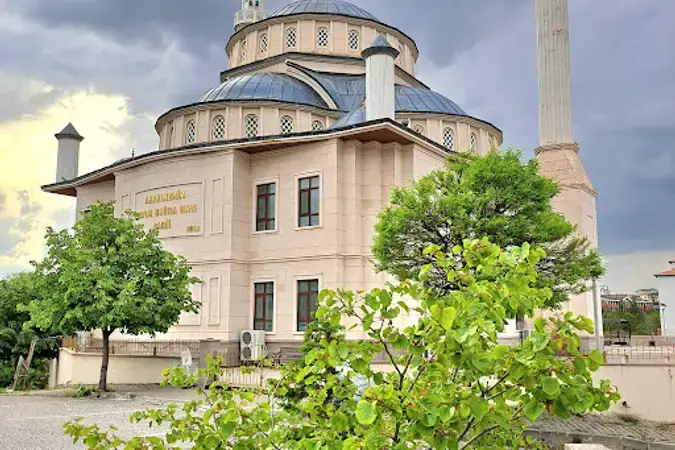 Ankara Etimesgut Abdülkerim Satık Buğrahan Cami kapak görseli