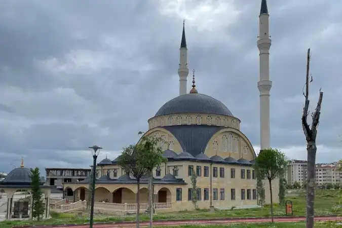 Ankara Etimesgut Bağlıca Esmaül Hüsna Camii kapak görseli