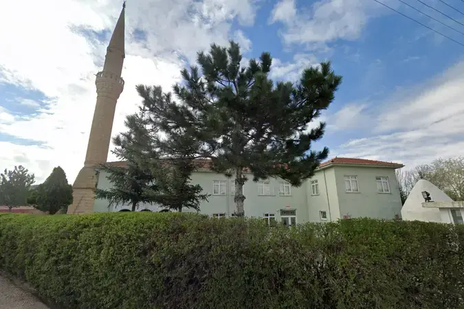 Ankara Etimesgut Eskişehir Yolu Hz. Enes Cami kapak görseli