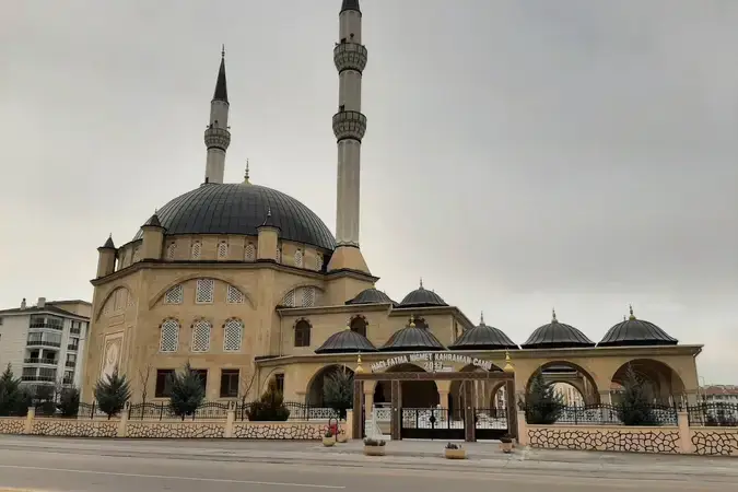 Ankara Etimesgut Hacı Fatma Nimet Kahraman Cami kapak görseli