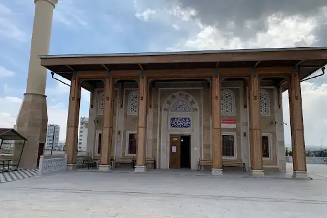Ankara Etimesgut Sultan Alparslan 1071 Cami kapak görseli