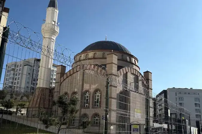 Ankara Sincan Sultan Abdulhamid Han Cami kapak görseli