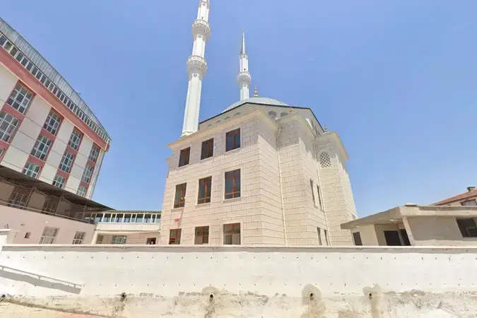 Ankara Sincan Şeyh Edebali Külliyesi Camii kapak görseli