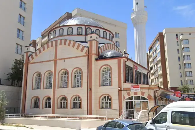 Ankara Sincan Seyit Onbaşı Cami kapak görseli