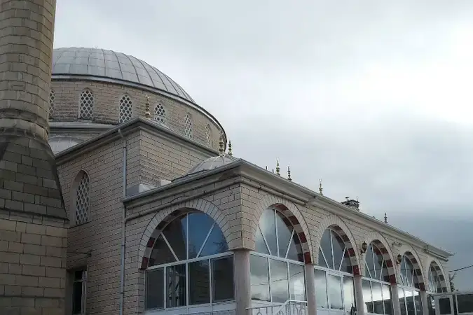 Ankara Sincan Yenikent Çoğlu Köyü Cami kapak görseli