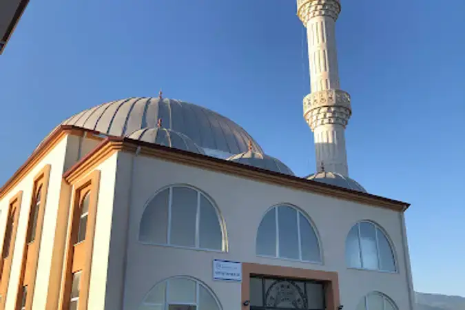 Aydın Kuşadası Saraydamları Cami kapak görseli