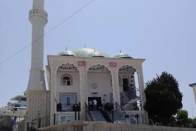 Aydın Kuşadası Soğucak Mehmet Sabri Bilici Cami kapak görseli