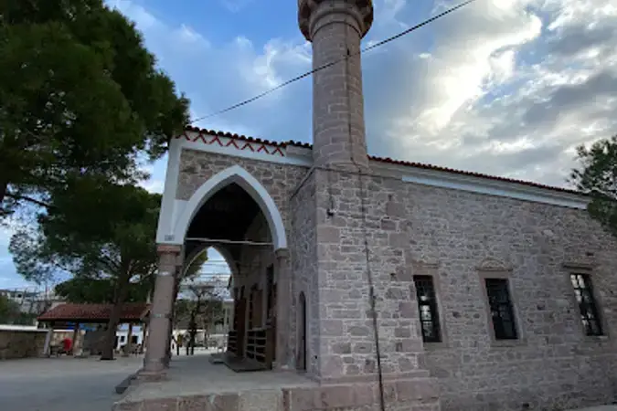 Balıkesir Ayvalık Alibey Adası Hamidiye Cami kapak görseli