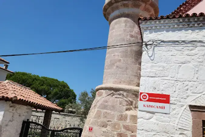 Balıkesir Ayvalık Altınova Kadı Cami kapak görseli