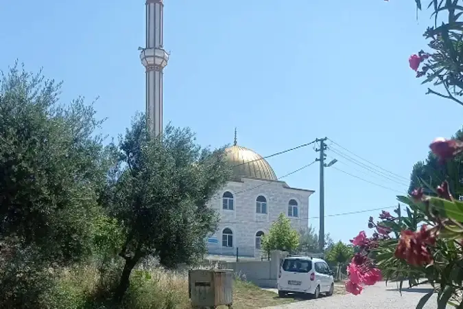 Balıkesir Ayvalık Sahilkent Cami kapak görseli