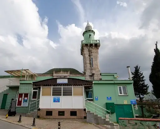 İstanbul Maltepe Başıbüyük Merkez Cami kapak görseli