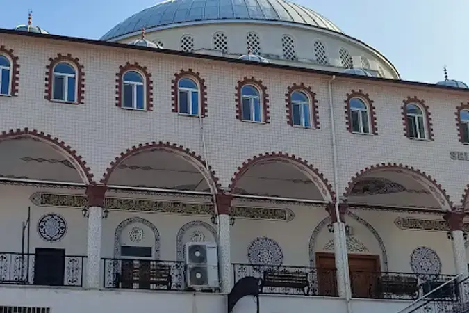 Bursa Nilüfer Barış Mahallesi Selimiye Cami kapak görseli