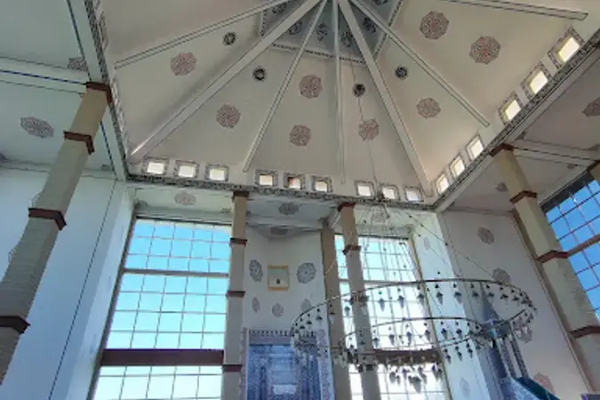 Bursa Nilüfer Kayapa Toki Çamlık Cami kapak görseli
