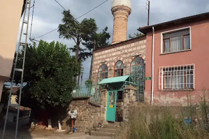 Bursa Nilüfer Konak Mahallesi Somuncu Baba Cami kapak görseli