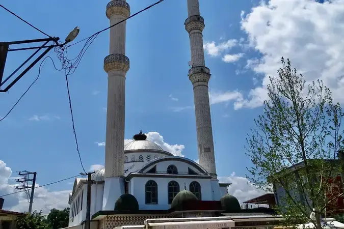 Bursa Nilüfer Ürünlü Mahallesi Cami kapak görseli