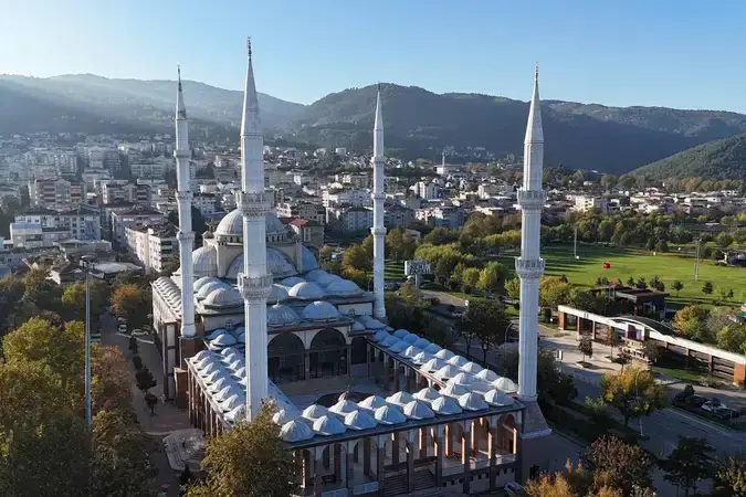 Bursa Osmangazi Mihraplı Külliye Cami kapak görseli