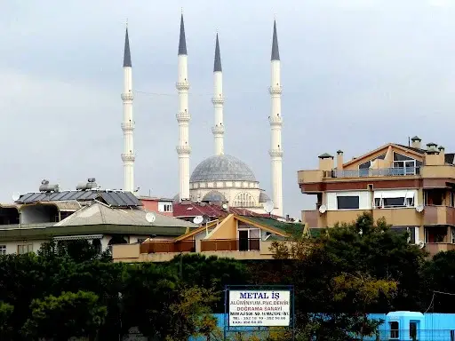 İstanbul Maltepe Cumhuriyet Cami kapak görseli