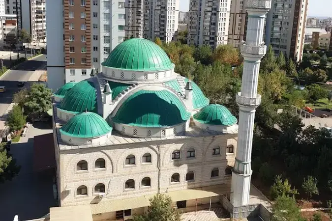 Diyarbakır Kayapınar Çelebi Eser Cami kapak görseli