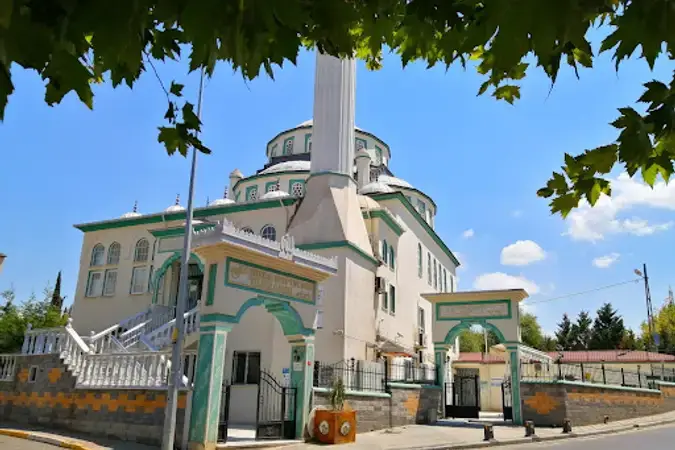 İstanbul Tuzla Aydınlı Yıldız Cami kapak görseli