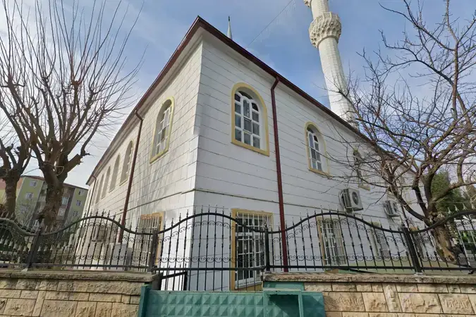 İstanbul Tuzla İçmeler Merkez Cami kapak görseli