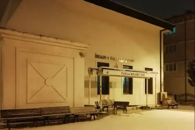 İstanbul Tuzla Şifa Mahallesi Kiptaş İmam Gazali Cami kapak görseli