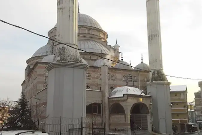 İstanbul Ümraniye Doğanevler Camii kapak görseli