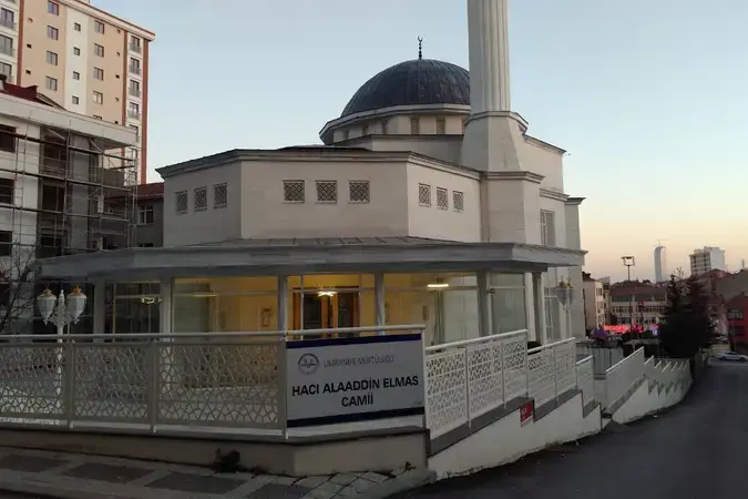 İstanbul Ümraniye Hacı Alaaddin Elmas Cami kapak görseli