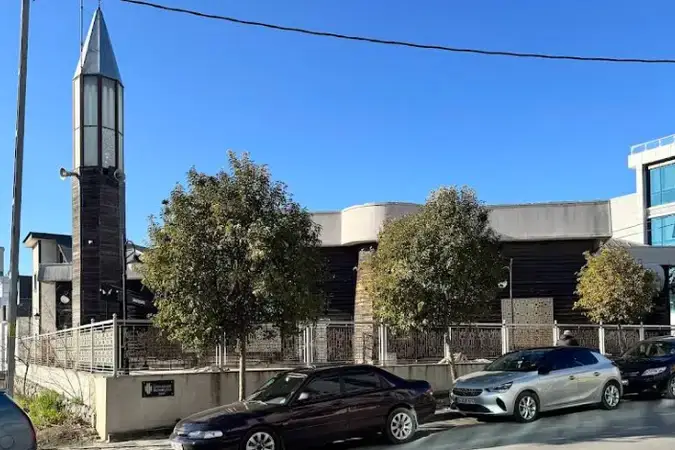 İstanbul Ümraniye Hacı Hüseyin Efendi Cami kapak görseli