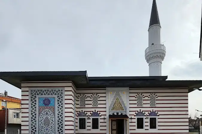 İstanbul Ümraniye Hacı Reşit Kaki Cami kapak görseli
