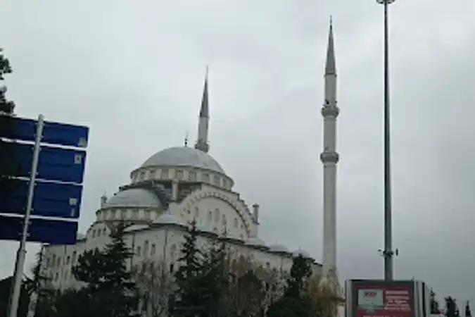 İstanbul Ümraniye İmes Sanayi Sitesi Cami kapak görseli
