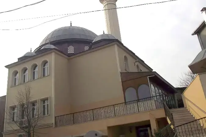 İstanbul Ümraniye Kazım Karabekir Hz. Osman Cami kapak görseli