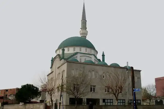 İstanbul Ümraniye Kazım Karabekir Paşa Cami kapak görseli