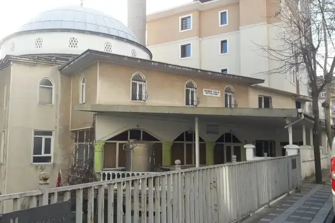 İstanbul Ümraniye Mehmet Zahit Kotku Cami kapak görseli