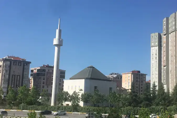 İstanbul Ümraniye Refiye Soyak Cami kapak görseli